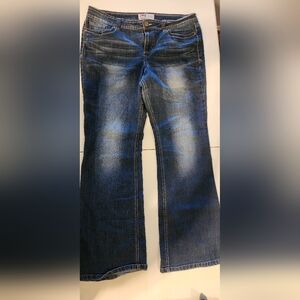 LEI Women Sophia Hipster Flare Jeans